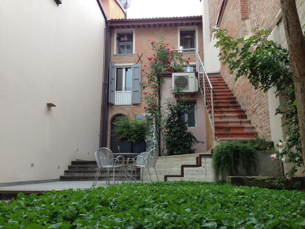 Callegherie 21 Boutique B&B Імола Екстер'єр фото